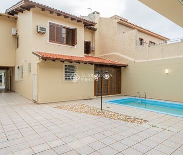 Casa com 4 quartos e 356m² para alugar em Ipanema, Porto Alegre. - Foto 1