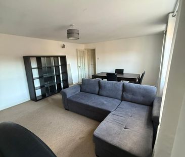 2 Bed Flat, Century House, SE8 - Photo 1