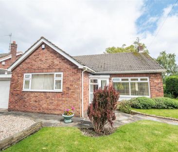 2 bedroom detached bungalow to rent - Photo 2