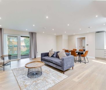 Spacious 2 bedroom first floor apartment in small new build develop... - Photo 3