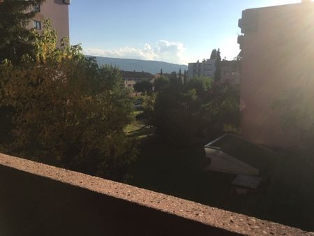 Appartement de 4.5 pièces avec cachet - Photo 5