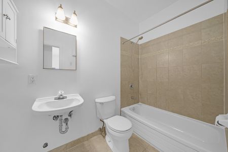 For Lease - 16 Foxbar Road Unit# 2, Toronto, Ontario - Photo 3