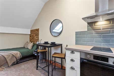 Studio to rent - Photo 3