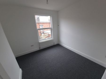 4 Bed Terraced House, Sycamore Avenue, LS15 - Photo 3