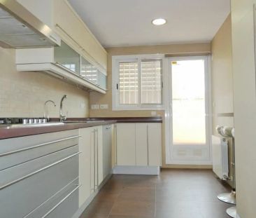 Planta baja de alquiler en Centro - Photo 2