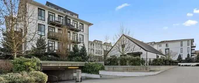201 14968 101 A AVENUE | 201 14968 101 A AVENUE, Surrey - Photo 1
