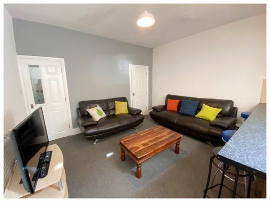 143 Neill Road, Ecclesall - Photo 1