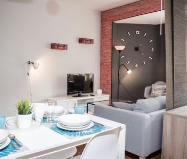 Carrer d'Aragó, Barcelona, Catalonia 08013 - Photo 3