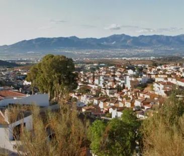 Alquiler de piso en Calle Fuente Alegre, 77 - Photo 1