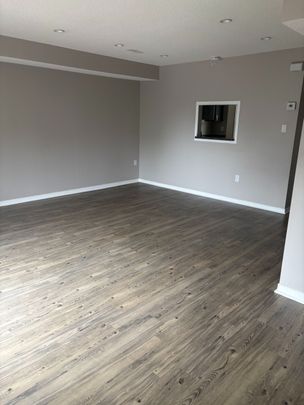 For Lease - 119 D'ambrosio Drive Unit# 36, Barrie, Ontario - Photo 1