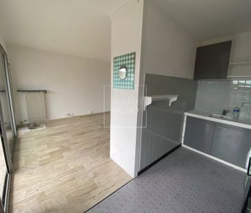 Location Appartement 1 pièce 31m² CANNES 06400 - Photo 3