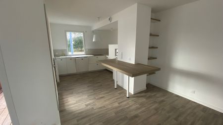 Location Appartement 3 pièces 69m² - Photo 5