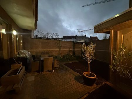 Zeer ruim en energiezuinig appartement met 2 slaapkamers en tuin in centrum Schoten - Photo 3