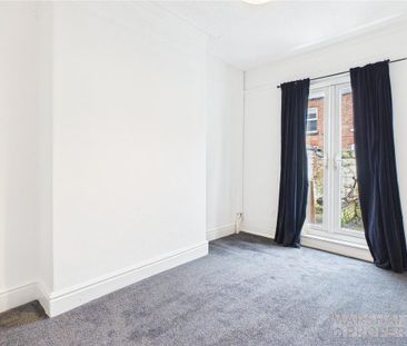 3 bedroom terraced house to rent - Photo 4