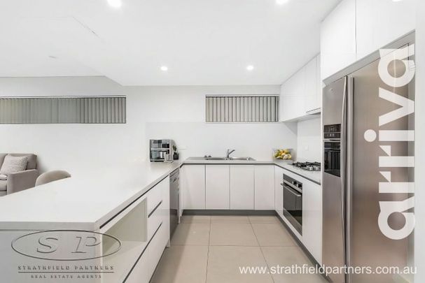 Arriva Strathfield | Huge Luxury 2 Bedroom Apartment - Photo 1