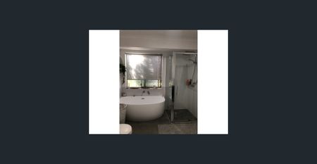 Beautiful Family Home - Photo 5