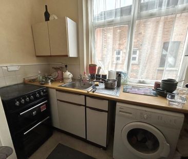 1 bedroom flat to rent - Photo 5