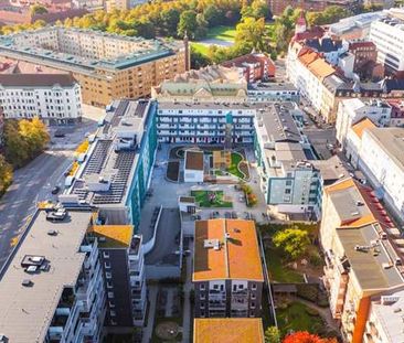 3 rum och kök. Badrum med dusch, 101 m , Östra Förstadsgatan 34, Malmö - Photo 3