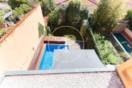 Casa adosada de alquiler en Carrer de Santa Perpètua, Vila de Gràcia - Photo 2
