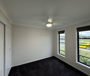 CHARMING 3 BEDROOM FAMILY HOME IN SOUGHT AFTER ESTATE - Photo 4