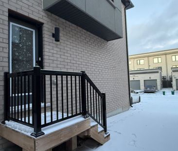 For Lease - 237 Webb Street Unit# Coach House, Markham, Ontario - Photo 2
