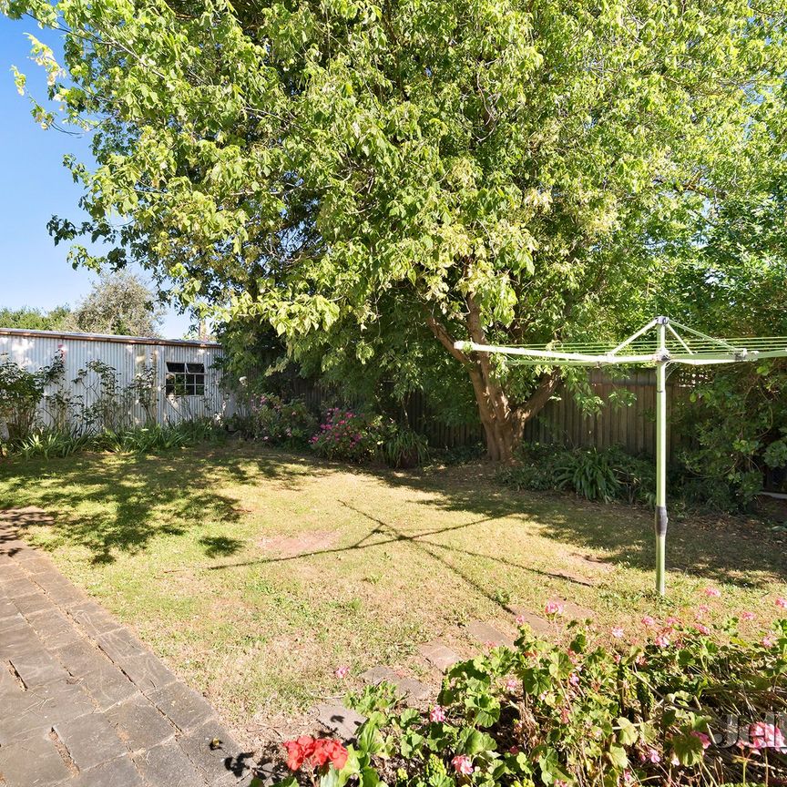 4 Lambert Street, Wendouree - Photo 1