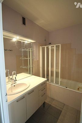 Quartier Laennec, dans résidence avec gardien, au 7éme étage, appartement de 72,50 m² comprenan... - Photo 1