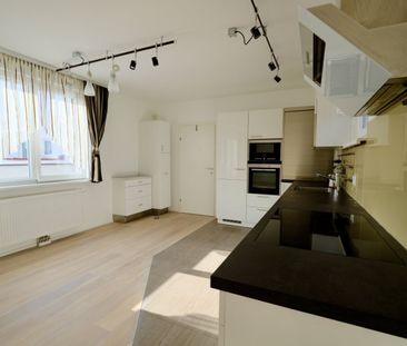 STYLISH & CHIC - EXKLUSIVE Dachterrassenwohnung im stilvollen Desig... - Foto 2