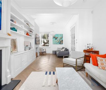 4 bedroom terraced house to rent - Photo 1