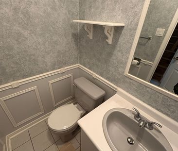 For Lease - 6037 Duford Drive Unit# Main, Mississauga, Ontario - Photo 6