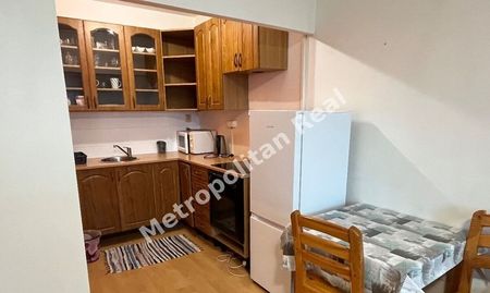 Slnečný a zariadený 2 izbový byt v blízkosti Horského parku s výhľadom na Hainburg - Fotografia 4