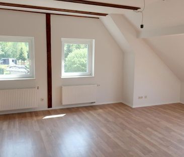 Pronájem bytu 2+1 • 60 m² bez realitky, Sasko - Photo 2