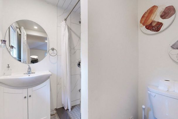 For Lease - 193 Ways Bay Drive, Georgina, Ontario - Photo 1