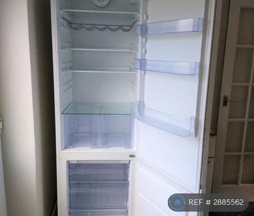 2 bedroom maisonette to rent - Photo 3