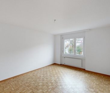 Geräumige und zentrale Stadtwohnung! - Photo 6