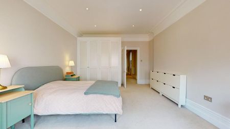 3 bedroom flat to rent - Photo 5