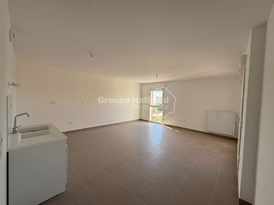 Arles Montmajour, T4 neuf de 81 m2, - Photo 1