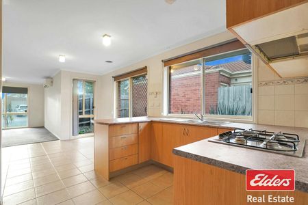 Neat & Tidy 2-Bedroom Unit in Prime Werribee Location! - Photo 3