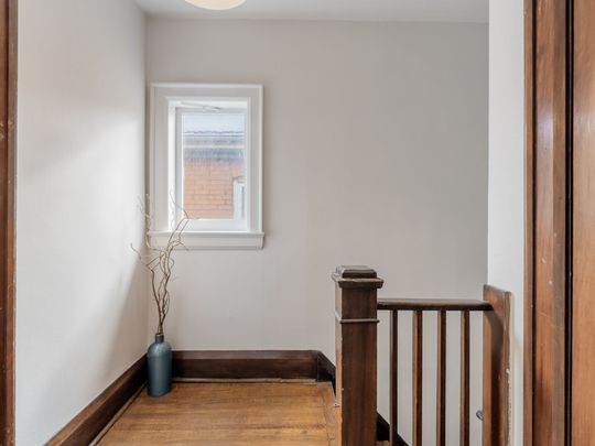 For Lease - 39 Standish Avenue Unit# 2nd floor, Toronto, Ontario - Photo 1