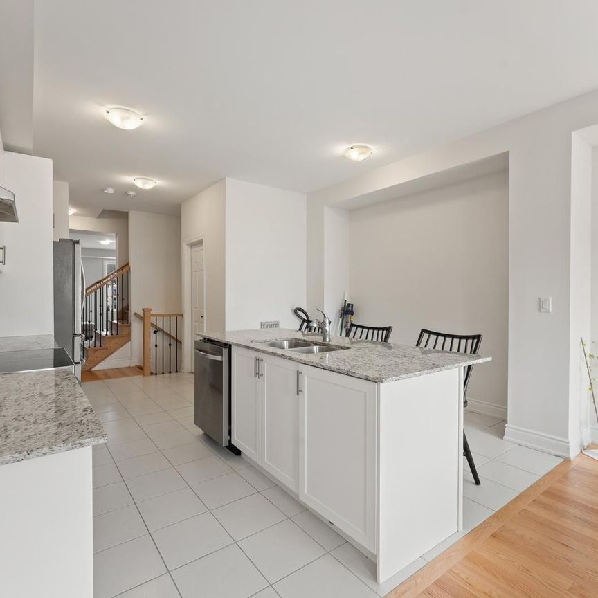 For Lease - 3243 Sixth Line, Oakville, Ontario - Photo 1