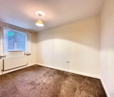 Justice Close, Whitnash - Photo 5