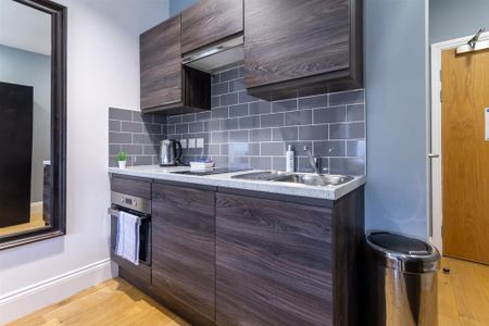 Studio to rent - Photo 2