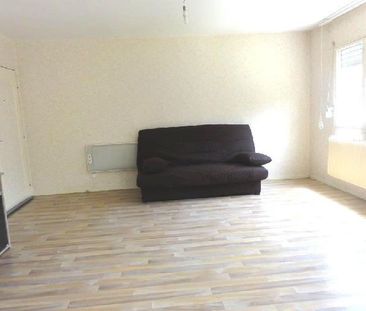Location Appartement 1 pièce 33m² LE CREUSOT 71200 - Photo 3