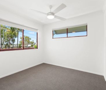 Freshly Renovated Unit in the Heart of Marcoola! - Photo 4