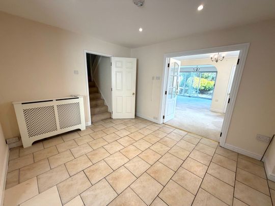 Sint Niklaas Close, Abingdon - Photo 1