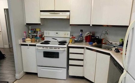 For Lease - 41 Markbrook Lane Unit# 1504, Toronto, Ontario - Photo 2