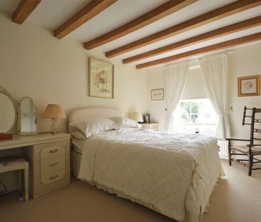 4 bedroom detached house to rent - Photo 5