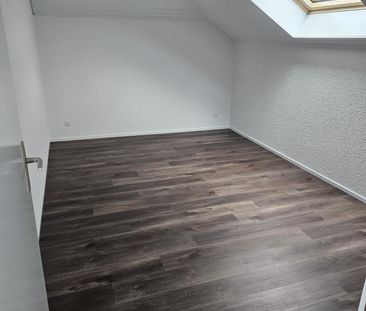 frisch renovierte 2 1/2-Zimmerwohnung an ruhiger Lage - Photo 4