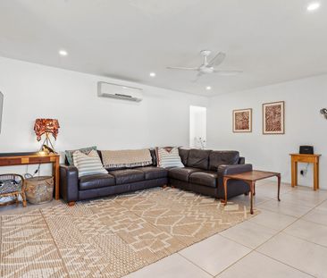 Renovated Cottage - 12 Month Lease - Photo 1