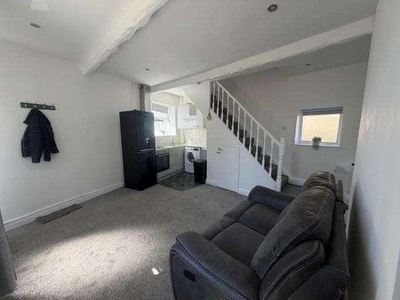 Nelson Street, Queensbury, BD13 - Photo 3